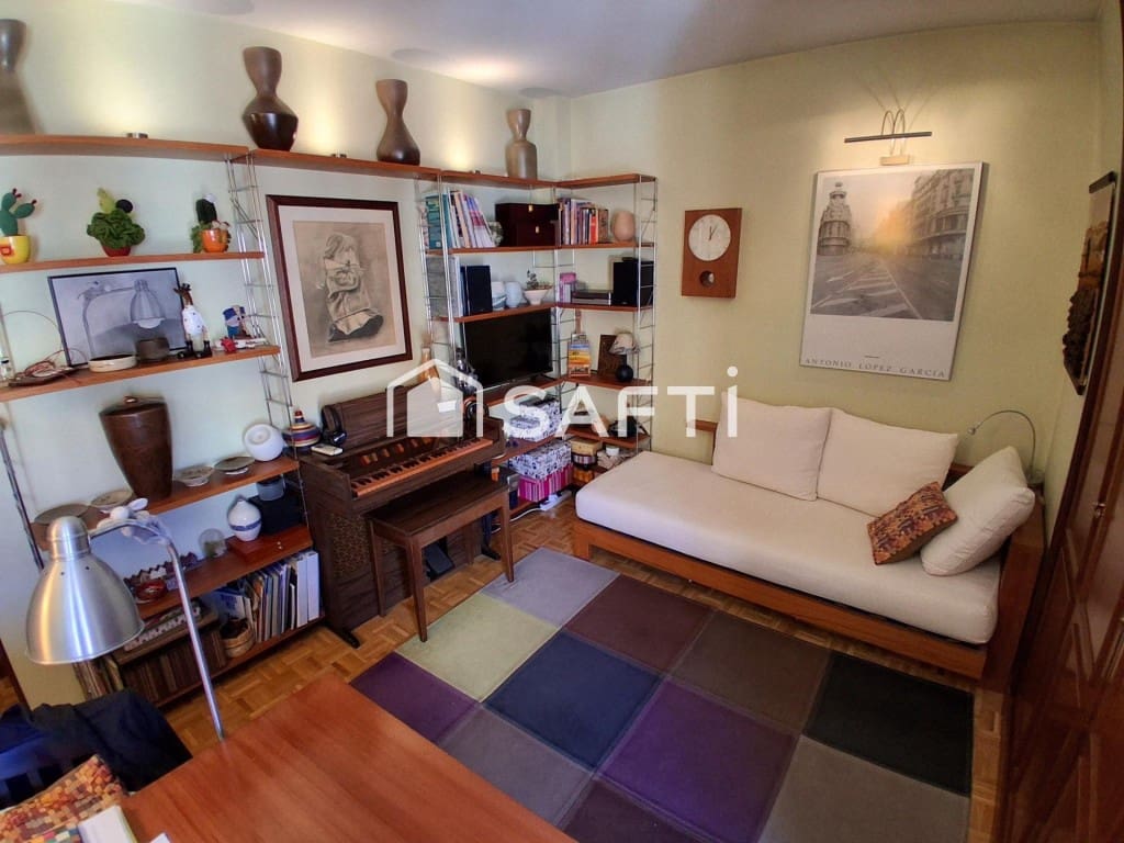 4 slaapkamer Appartement te koop in Madrid stad - € 800.000 (Ref: 9721552)