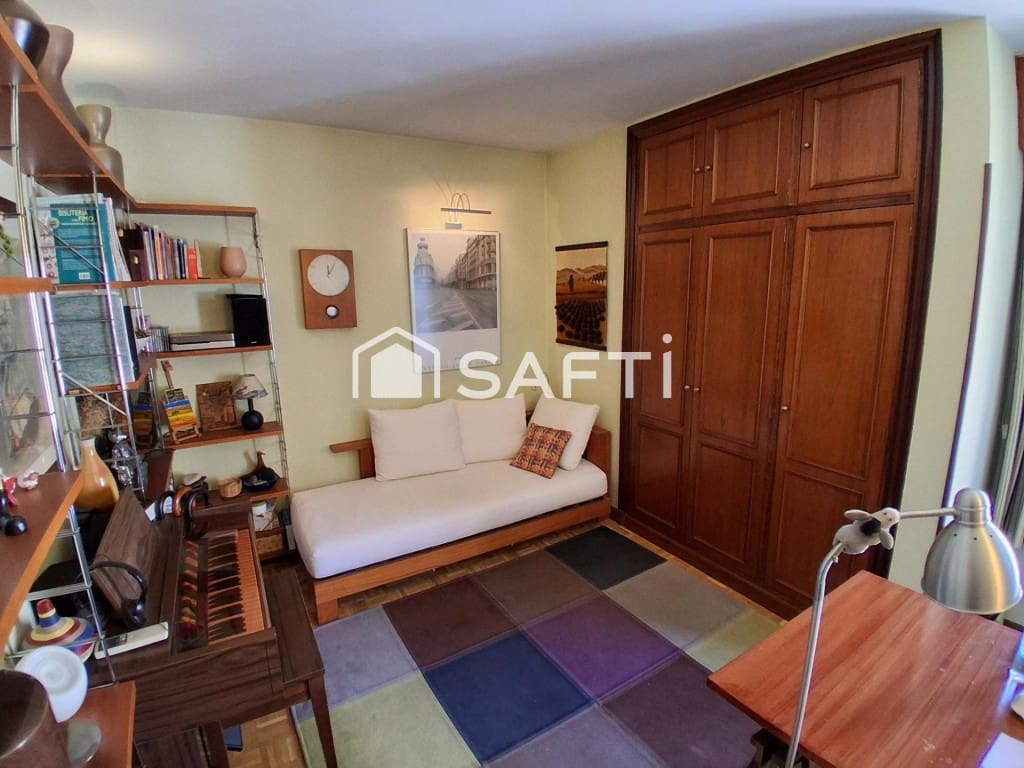 4 slaapkamer Appartement te koop in Madrid stad - € 800.000 (Ref: 9721552)