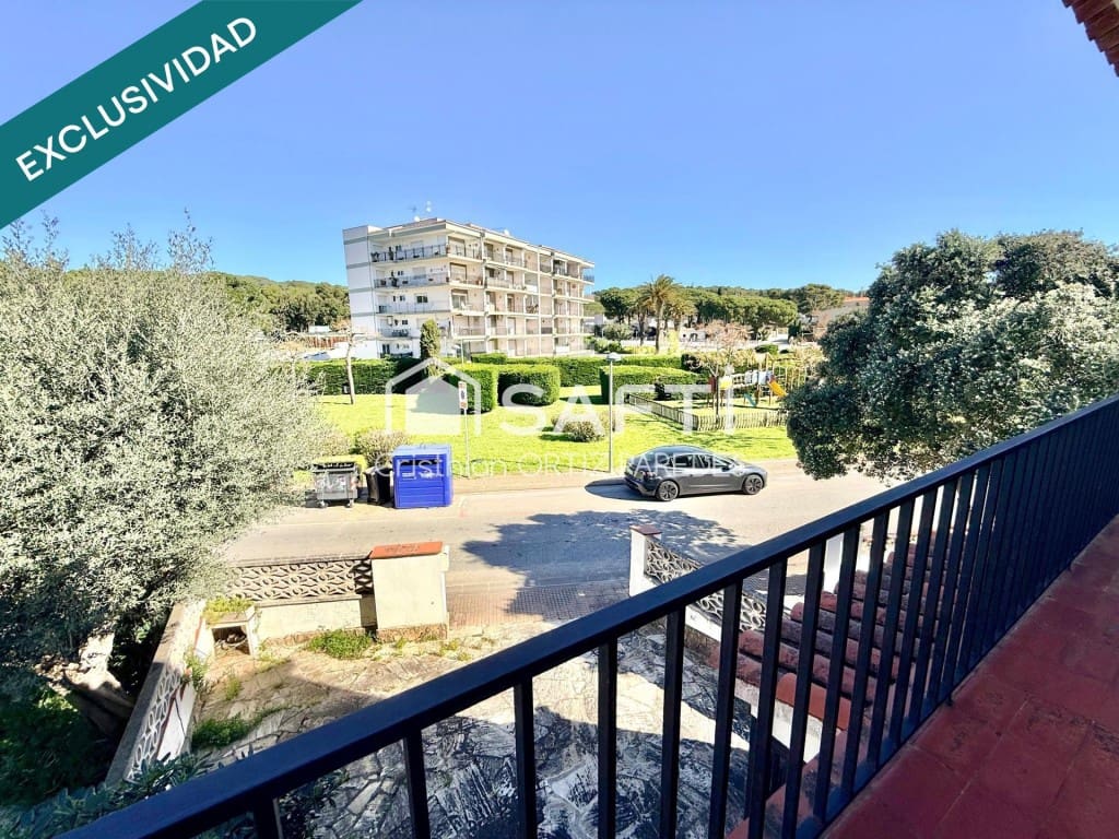 3 bedroom Villa for sale in Palamos with garage - € 525,000 (Ref: 9726569)