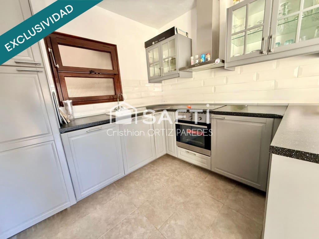 3 bedroom Villa for sale in Palamos with garage - € 525,000 (Ref: 9726569)