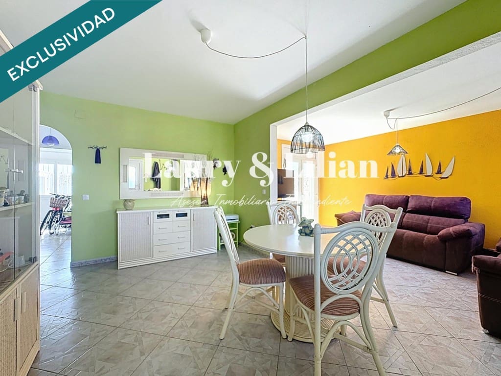 2 bedroom Villa for sale in Empuriabrava with pool - € 249,000 (Ref: 9726570)