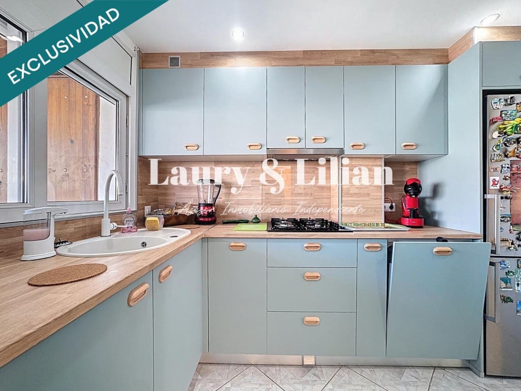 2 bedroom Villa for sale in Empuriabrava with pool - € 249,000 (Ref: 9726570)