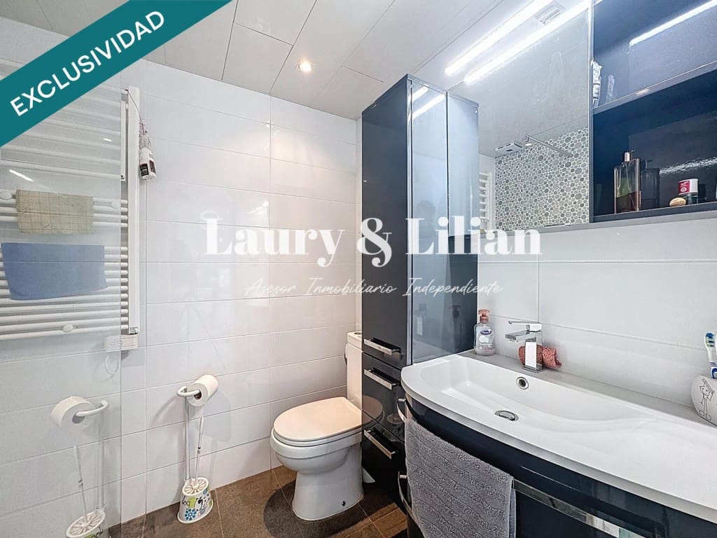 2 bedroom Villa for sale in Empuriabrava with pool - € 249,000 (Ref: 9726570)