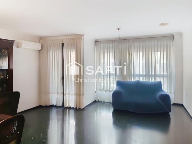 4 bedroom Apartment for sale in Arrancapins, Valencia city - € 420,000 (Ref: 9726571)