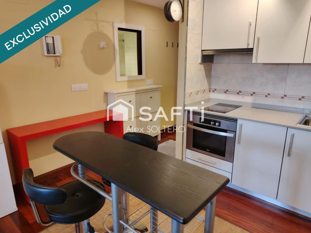 Studio for sale in Vigo with garage - € 147,500 (Ref: 9726572)