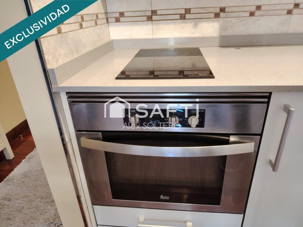 Studio for sale in Vigo with garage - € 147,500 (Ref: 9726572)