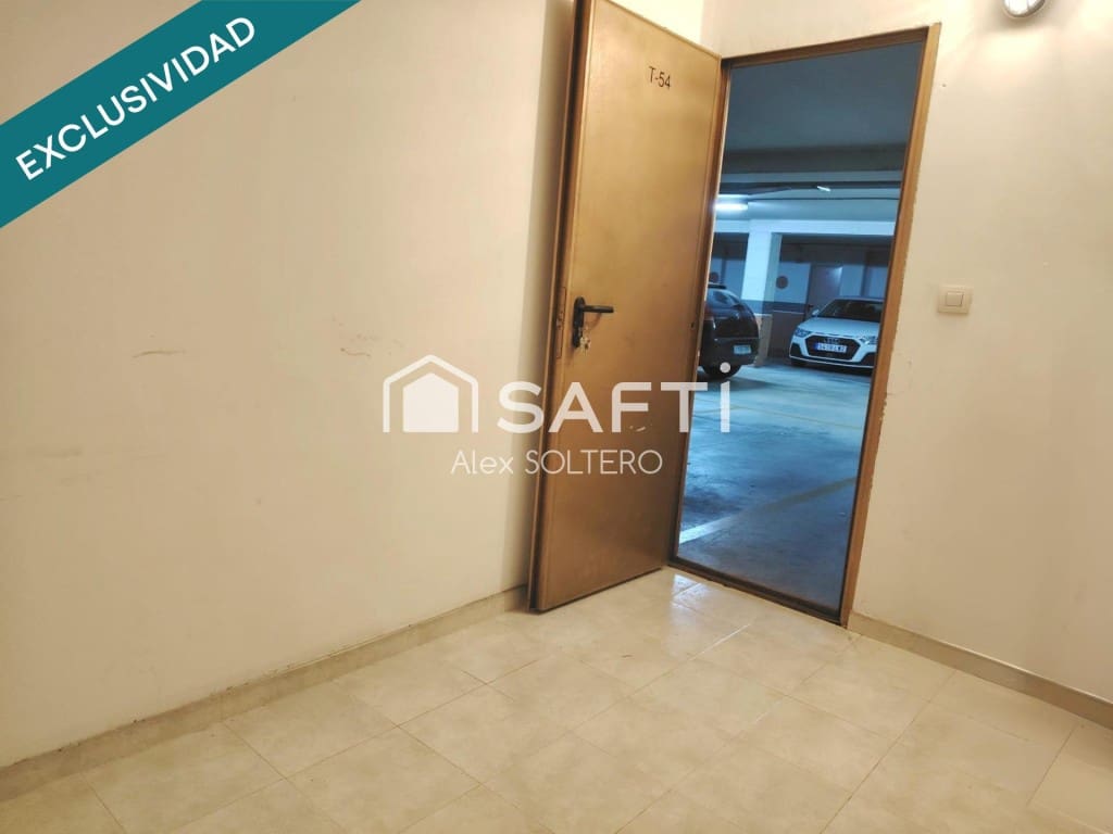 Studio for sale in Vigo with garage - € 147,500 (Ref: 9726572)