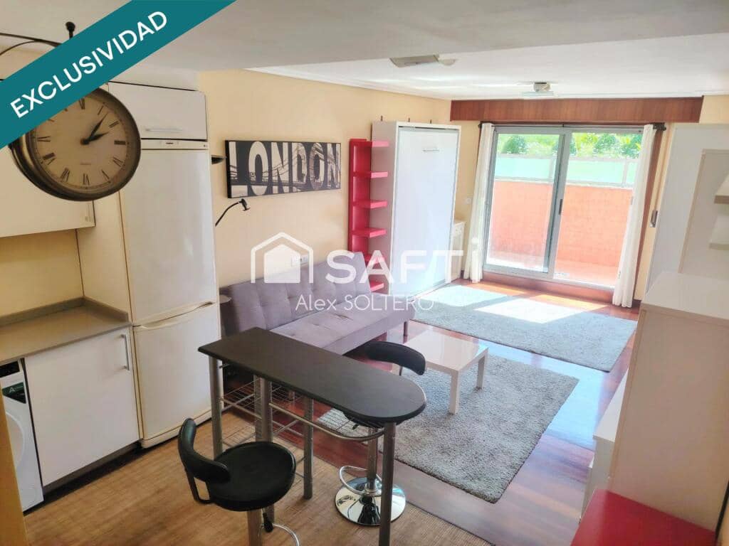 Studio for sale in Vigo with garage - € 147,500 (Ref: 9726572)