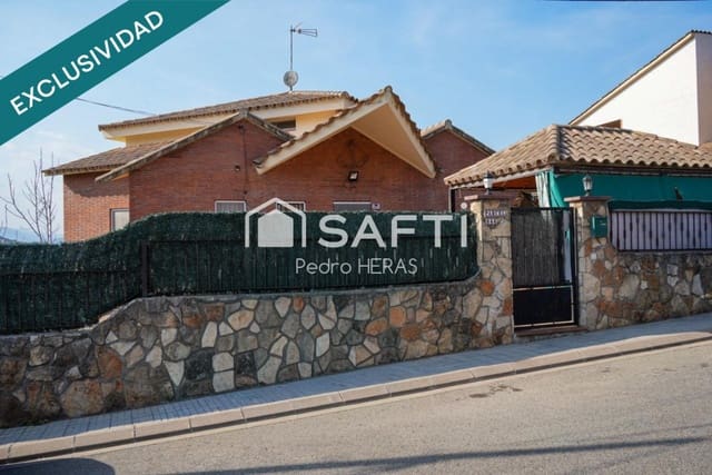 7 Zimmer Villa zu verkaufen in Fogars de la Selva mit Pool Garage - 345.000 € (Ref: 9731976)