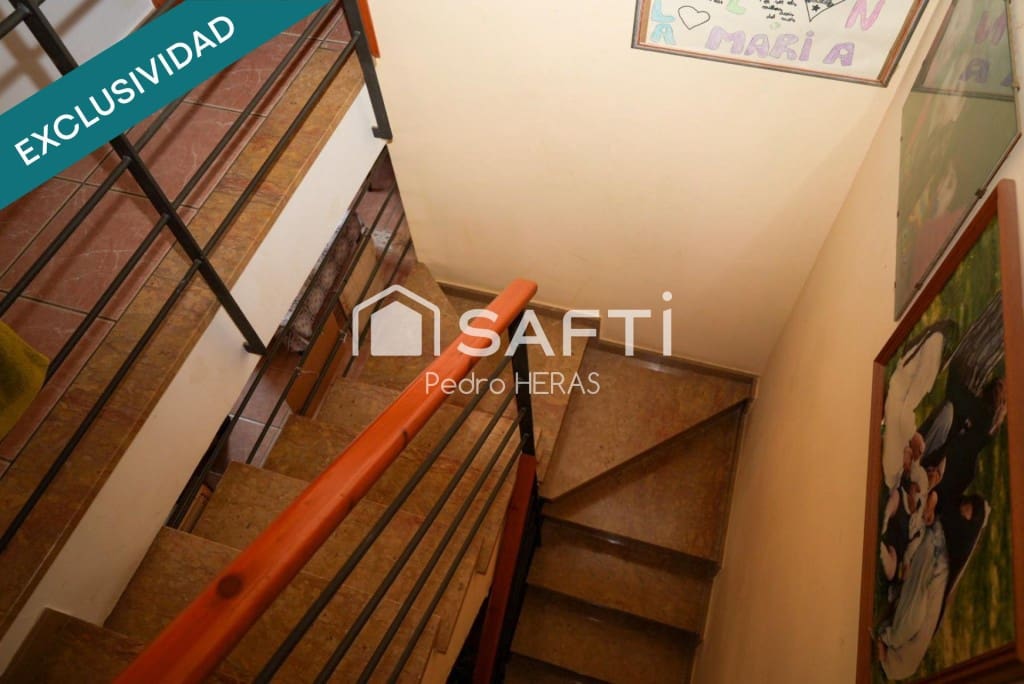 7 sypialnia Willa na sprzedaż w Fogars de la Selva z basenem garażem - 345 000 € (Ref: 9731976)