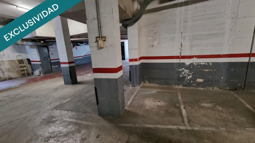 Garage for sale in Barcelona city - € 9,000 (Ref: 9731977)