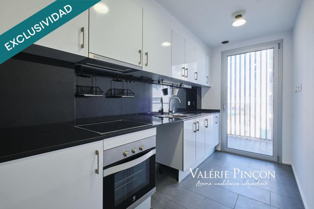 2 bedroom Apartment for sale in Viladecans with garage - € 345,000 (Ref: 9731978)