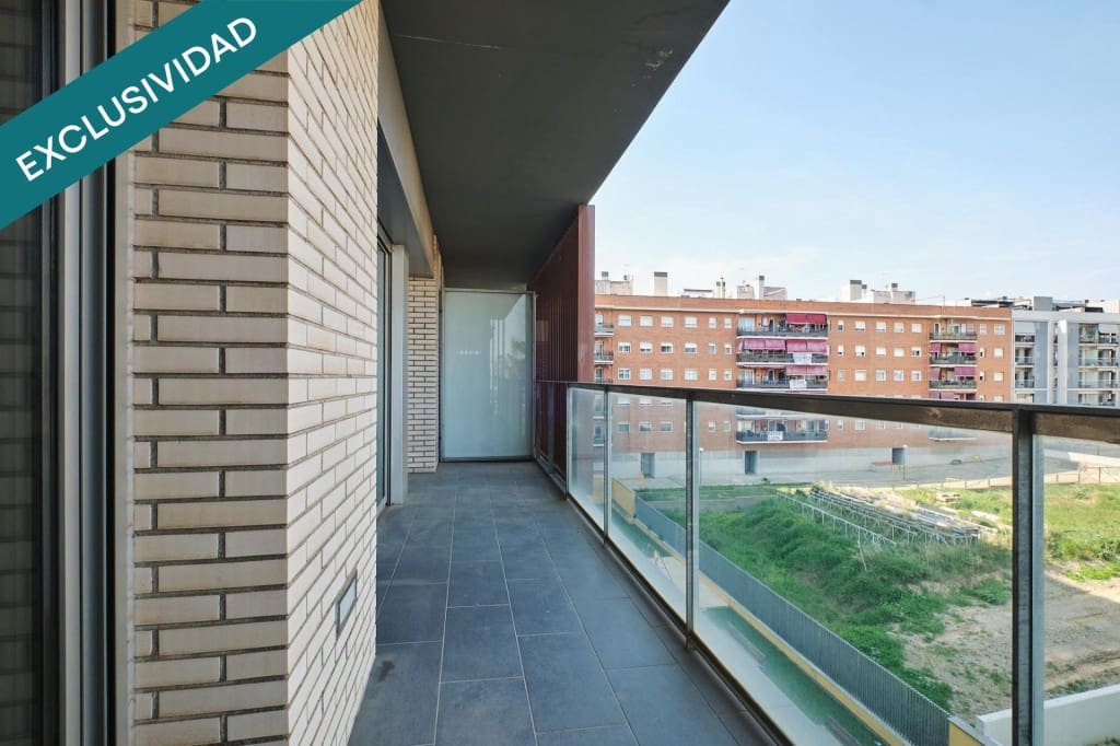 2 bedroom Apartment for sale in Viladecans with garage - € 345,000 (Ref: 9731978)