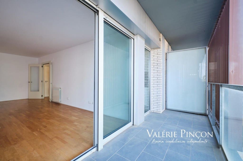 2 bedroom Apartment for rent in Viladecans with garage - € 1,350 (Ref: 9731979)