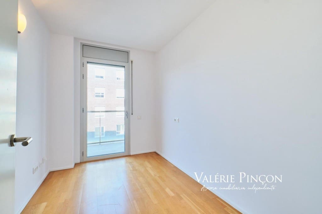 2 bedroom Apartment for rent in Viladecans with garage - € 1,350 (Ref: 9731979)