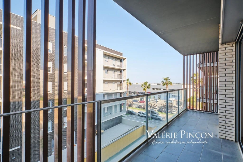 2 bedroom Apartment for rent in Viladecans with garage - € 1,350 (Ref: 9731979)