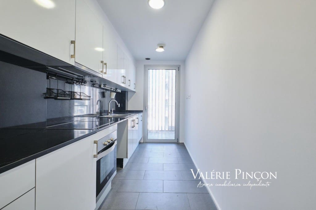2 bedroom Apartment for rent in Viladecans with garage - € 1,350 (Ref: 9731979)