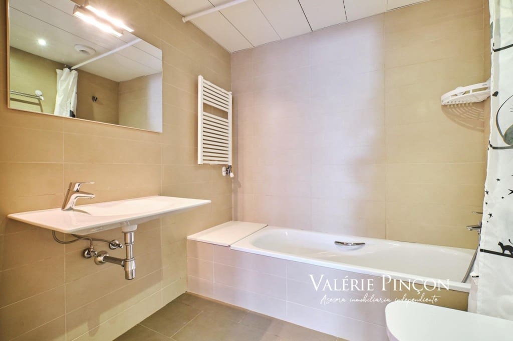 2 bedroom Apartment for rent in Viladecans with garage - € 1,350 (Ref: 9731979)