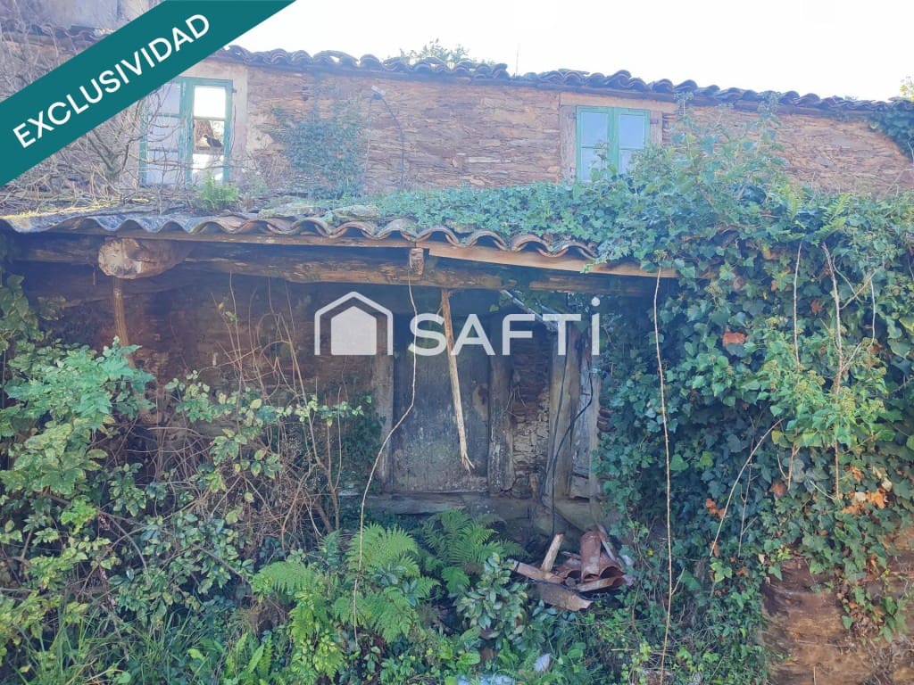 3 bedroom Villa for sale in O Pino - € 55,000 (Ref: 9731980)