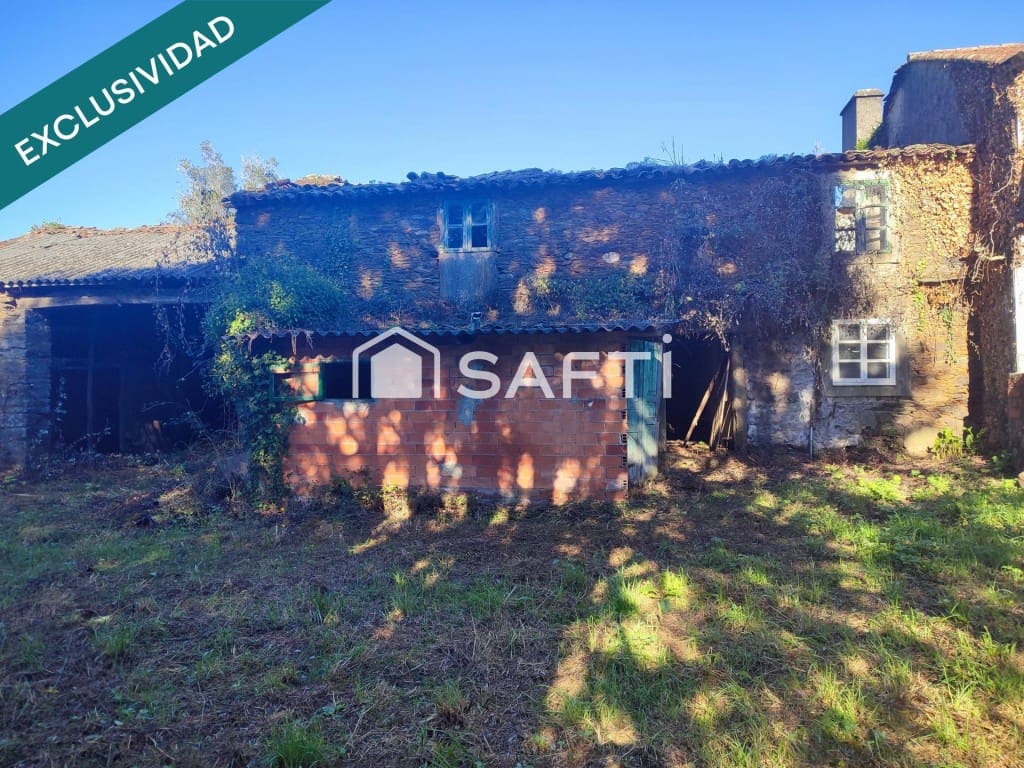 3 bedroom Villa for sale in O Pino - € 55,000 (Ref: 9731980)