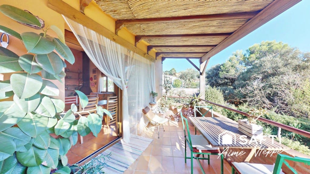 Chalet de 5 habitaciones en Begur en venta con piscina garaje - 650.000 € (Ref: 9731982)