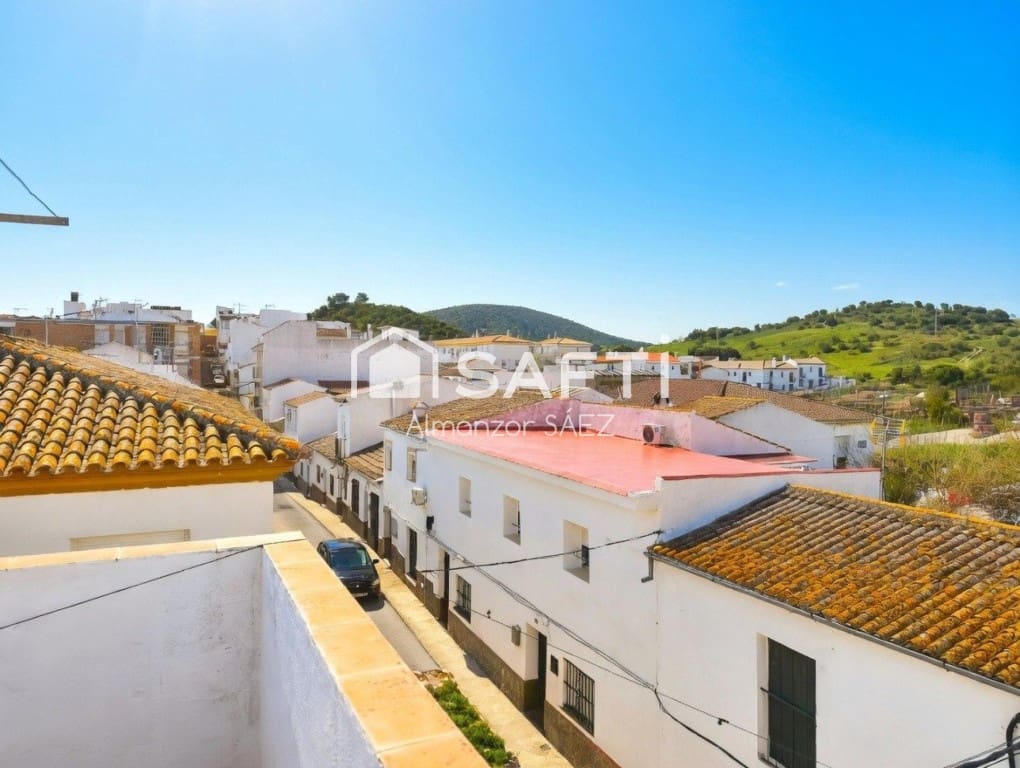 2 bedroom Terraced Villa for sale in Algar - € 55,000 (Ref: 9731985)