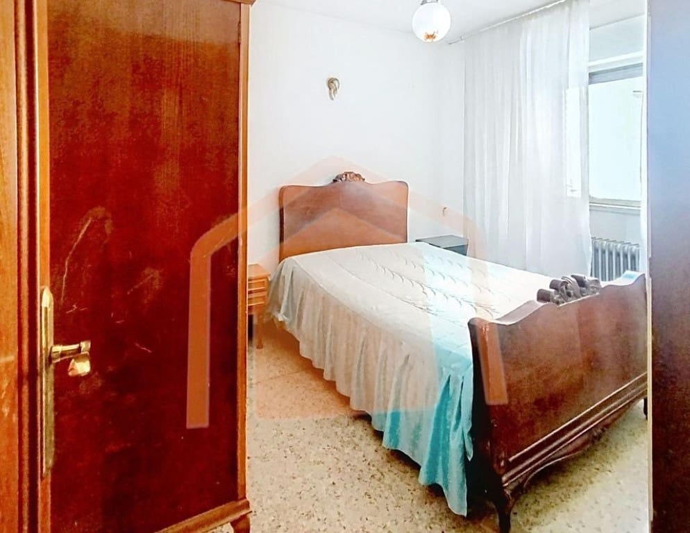 4 bedroom Apartment for sale in Salamanca city - € 320,000 (Ref: 9731986)