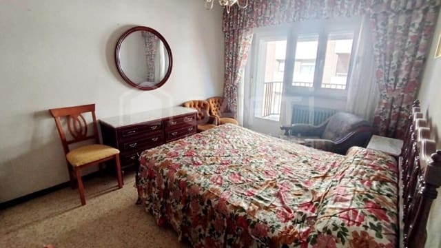 4 soverom Leilighet til salgs i Salamanca by - € 320 000 (Ref: 9731986)