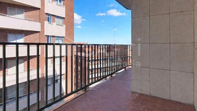 4 Zimmer Apartment zu verkaufen in Salamanca Stadt - 310.000 € (Ref: 9731986)
