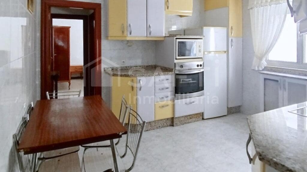 4 bedroom Apartment for sale in Salamanca city - € 310,000 (Ref: 9731986)