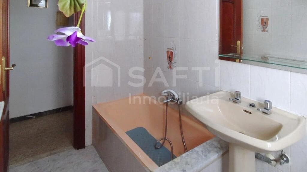 4 bedroom Apartment for sale in Salamanca city - € 310,000 (Ref: 9731986)