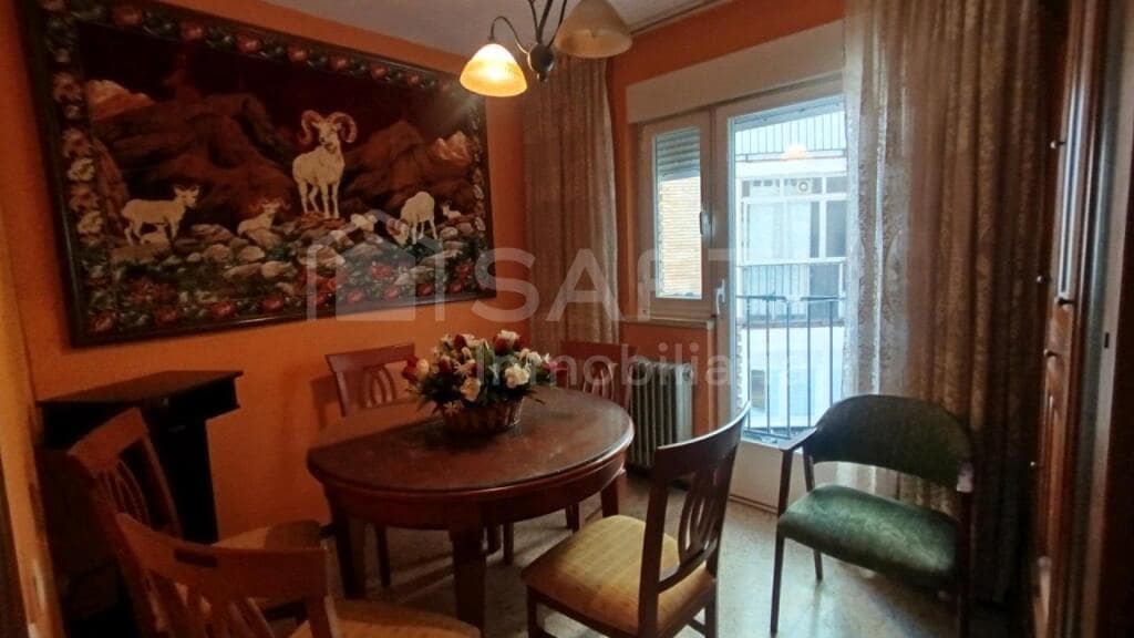 4 bedroom Apartment for sale in Salamanca city - € 310,000 (Ref: 9731986)