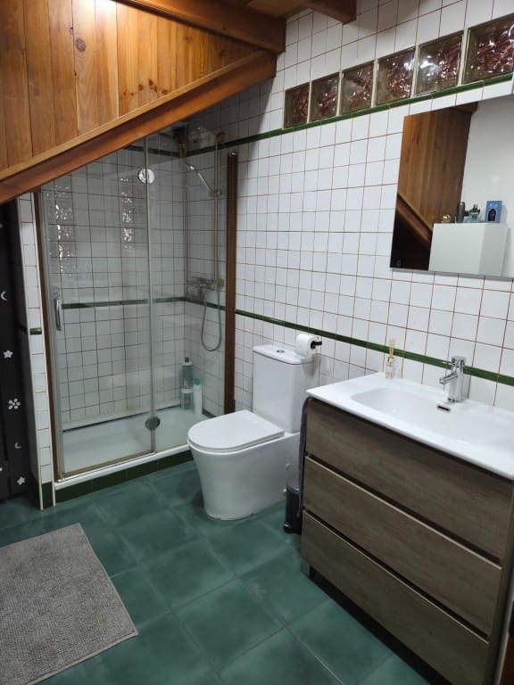 3 bedroom Villa for sale in Calzada de Valdunciel - € 209,900 (Ref: 9731987)