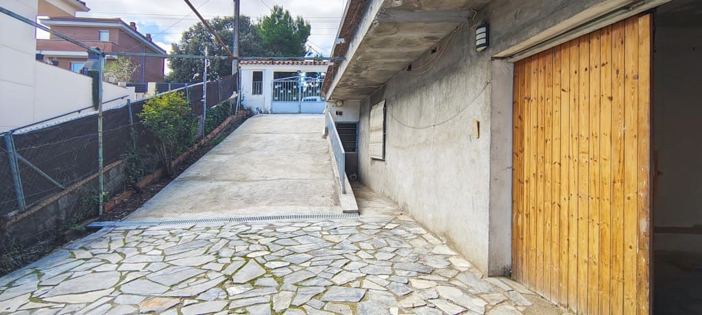 Building Plot for sale in Castellgali - € 65,000 (Ref: 9731989)