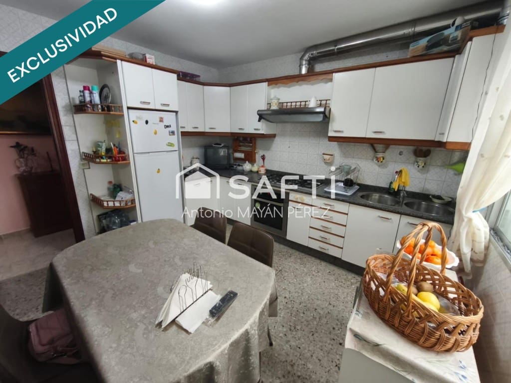 3 bedroom Apartment for sale in A Pobra do Caraminal - € 164,500 (Ref: 9735448)