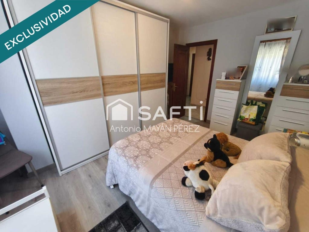 3 bedroom Apartment for sale in A Pobra do Caraminal - € 164,500 (Ref: 9735448)