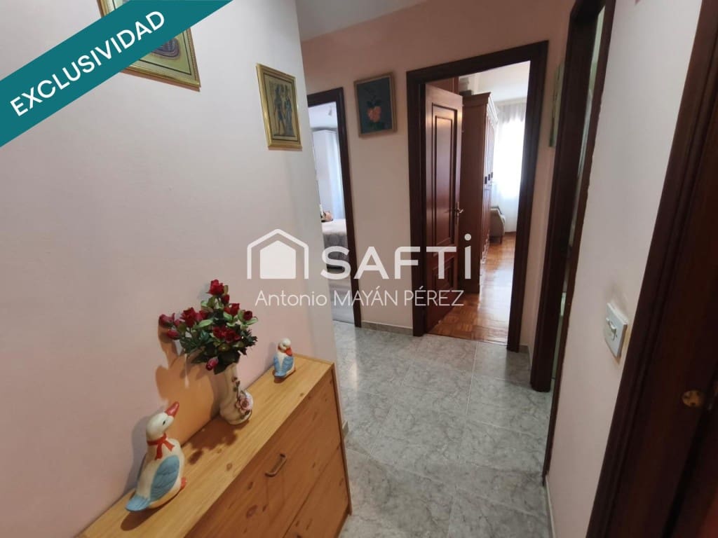 3 bedroom Apartment for sale in A Pobra do Caraminal - € 164,500 (Ref: 9735448)