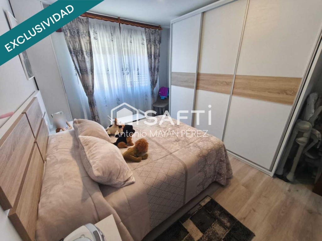 3 bedroom Apartment for sale in A Pobra do Caraminal - € 164,500 (Ref: 9735448)