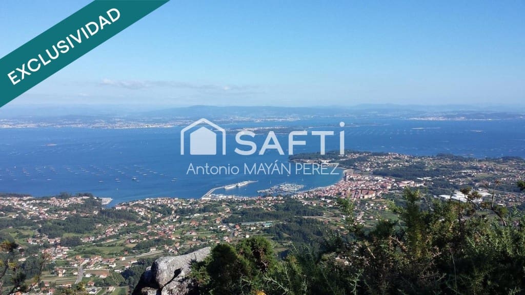 3 bedroom Apartment for sale in A Pobra do Caraminal - € 164,500 (Ref: 9735448)