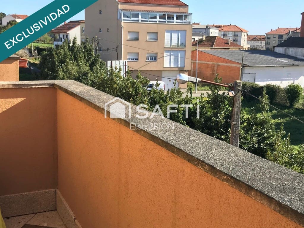 2 bedroom Penthouse for sale in Rianxo with garage - € 160,000 (Ref: 9735449)