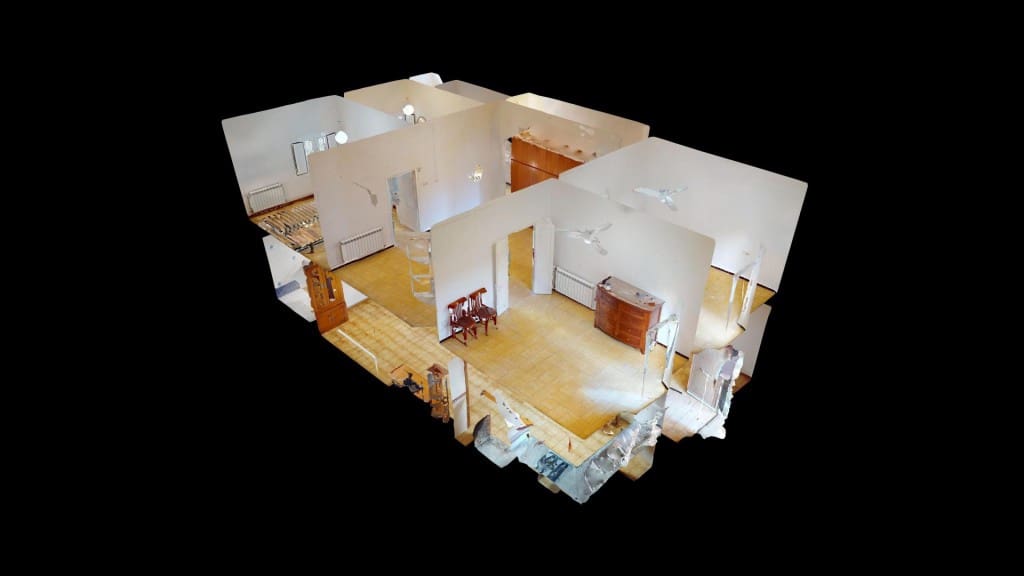 6 bedroom Villa for rent in Parlava with garage - € 1,200 (Ref: 9735451)