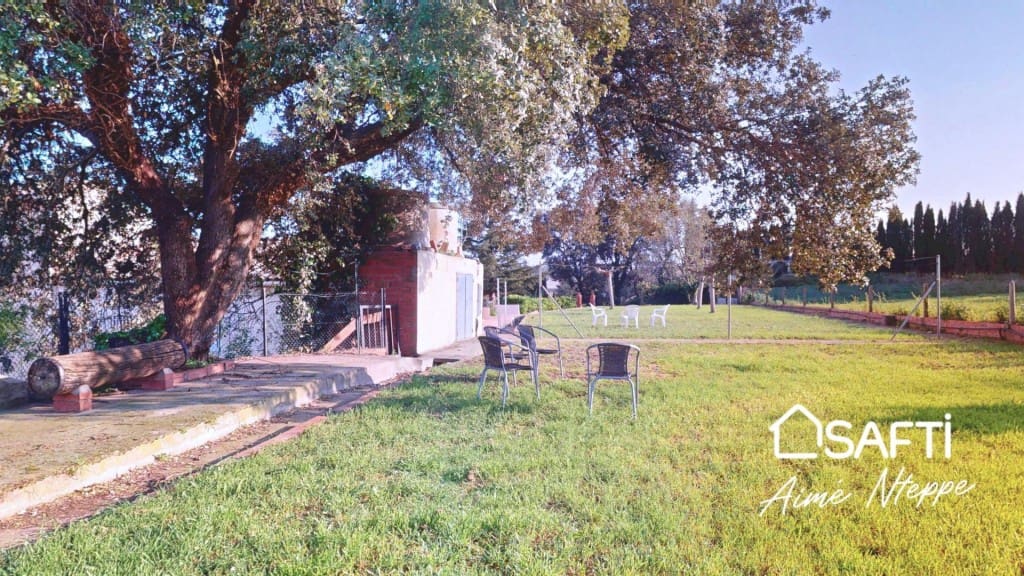 6 bedroom Villa for rent in Parlava with garage - € 1,200 (Ref: 9735451)