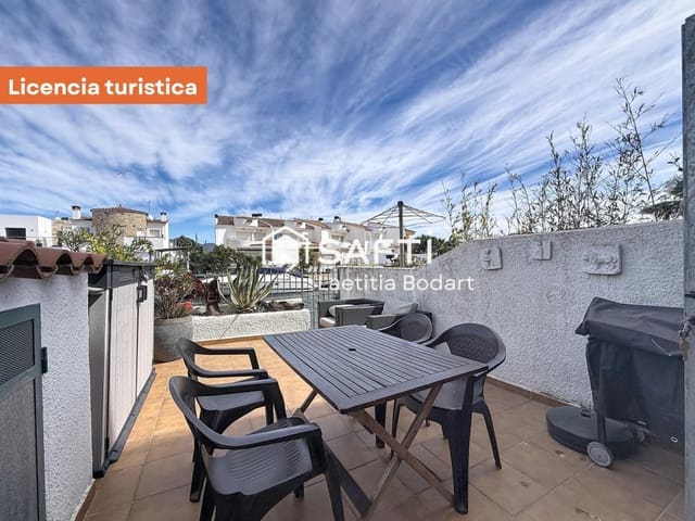 4 Zimmer Villa zu verkaufen in Empuriabrava, Castelló d'Empúries - 475.000 € (Ref: 9735452)