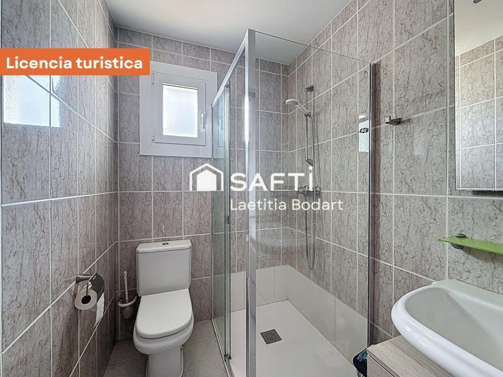 4 Zimmer Villa zu verkaufen in Empuriabrava - 475.000 € (Ref: 9735452)