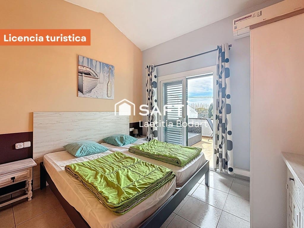 4 Zimmer Villa zu verkaufen in Empuriabrava - 475.000 € (Ref: 9735452)