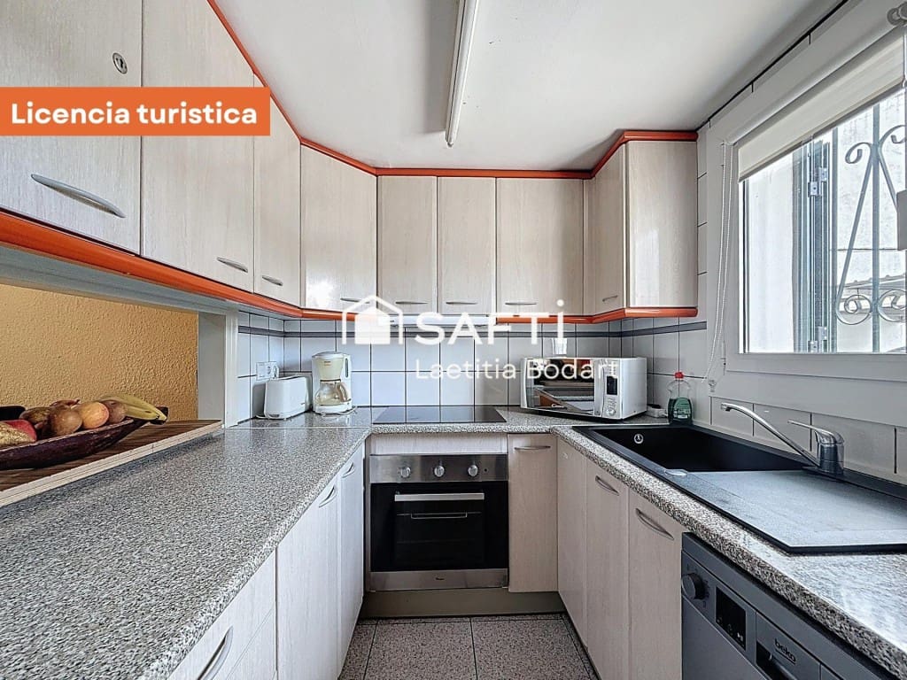 4 Zimmer Villa zu verkaufen in Empuriabrava - 475.000 € (Ref: 9735452)