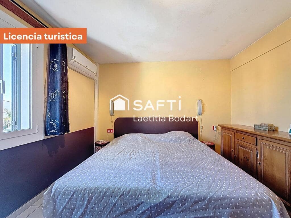 4 makuuhuone Huvila myytävänä paikassa Empuriabrava - 475 000 € (Ref: 9735452)