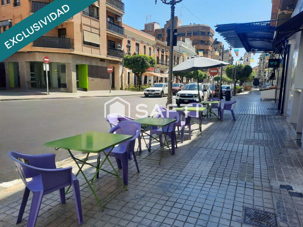 Kaupallinen myytävänä paikassa Moncada - 26 000 € (Ref: 9735458)