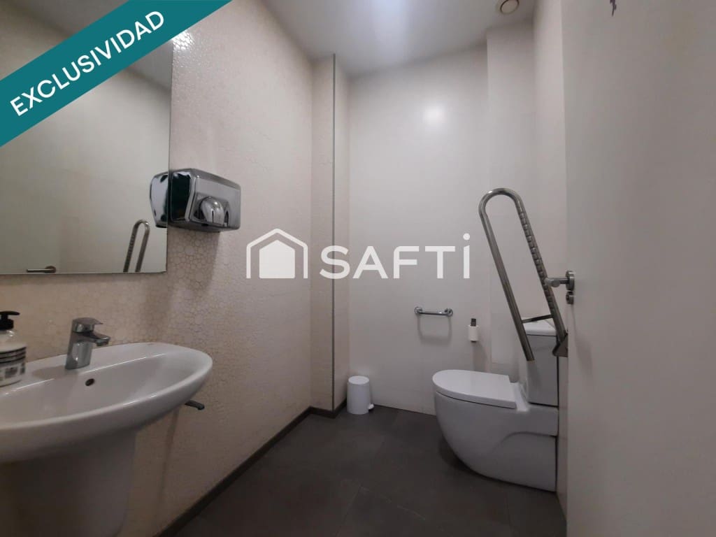 Kaupallinen myytävänä paikassa Moncada - 26 000 € (Ref: 9735458)