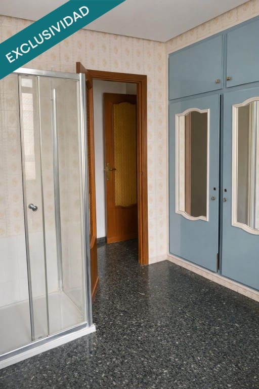 7 bedroom Terraced Villa for sale in Almansa - € 200,000 (Ref: 9735460)